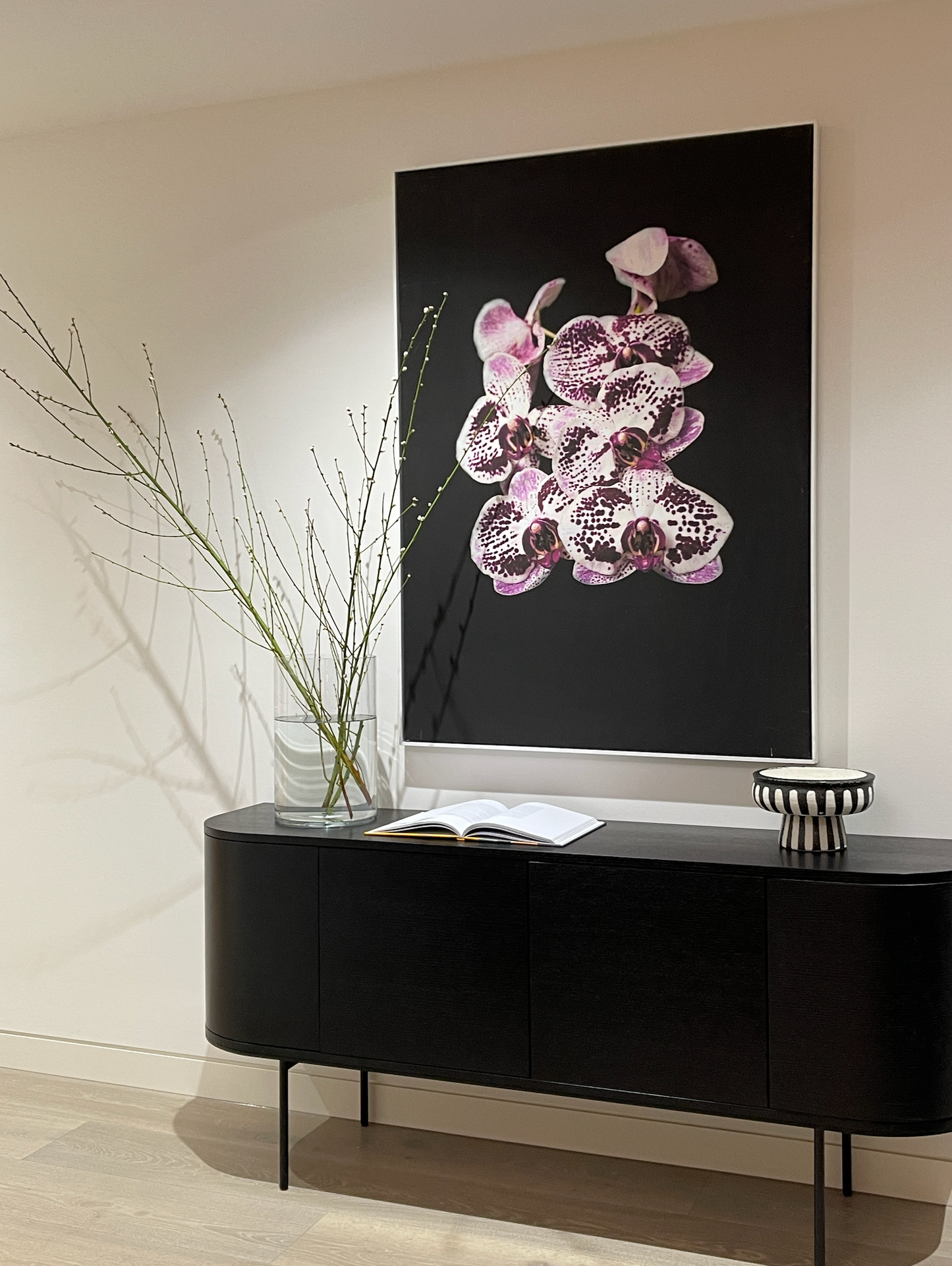 PRINT ON CANVAS WHITE FRAME 1 x 1.4m